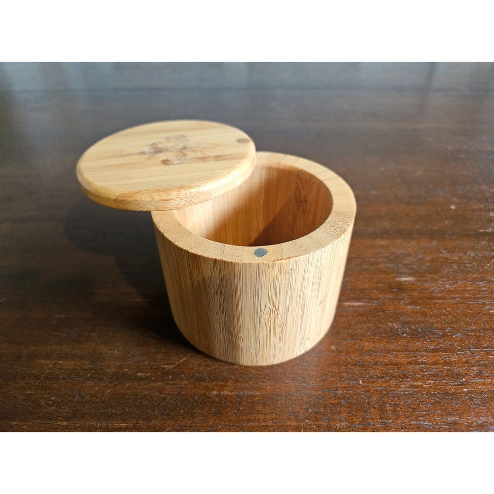 Totally Bamboo Salt Cellar Kitchen Small Tan Fleur-de-Lis Swivel Lid Magnetic